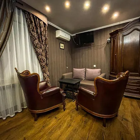 Greta - Стильная Студия В Центре На Шевченка Kremenchuk Exterior photo