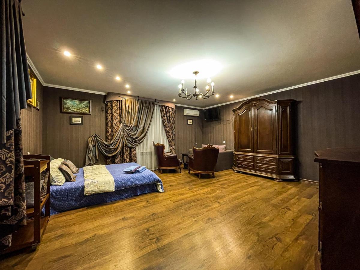 Greta - стильная студия в центре на шевченка Apartment *